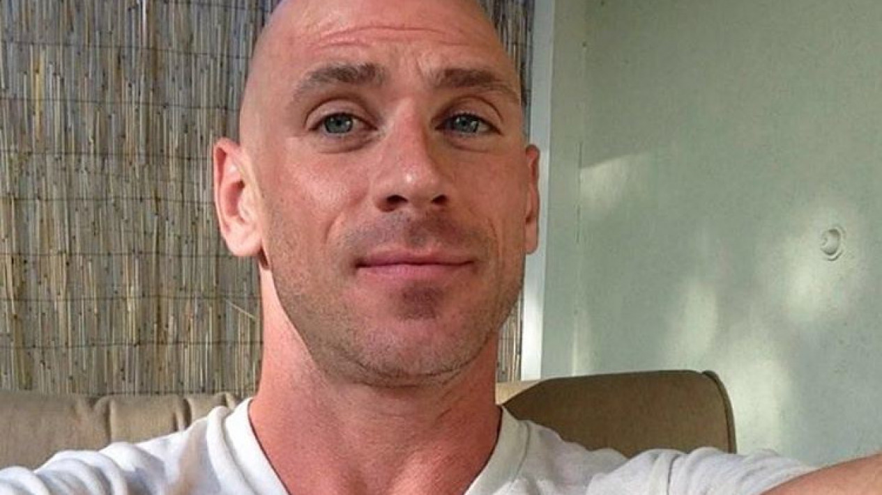 Johnny Sins Pornos on milfs don orth recommends Johnny Sins Pornos